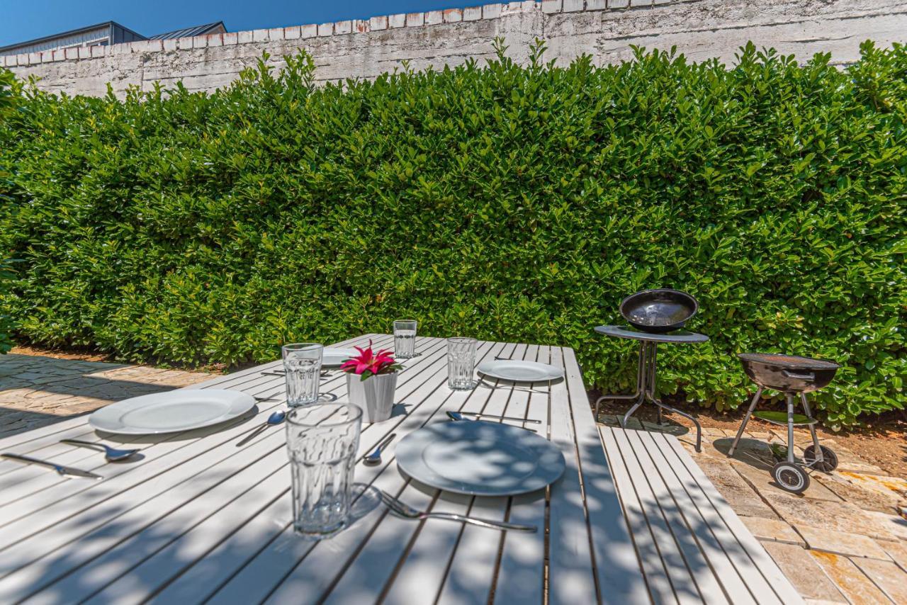 Apartments Villa Tribunj Tribalj エクステリア 写真