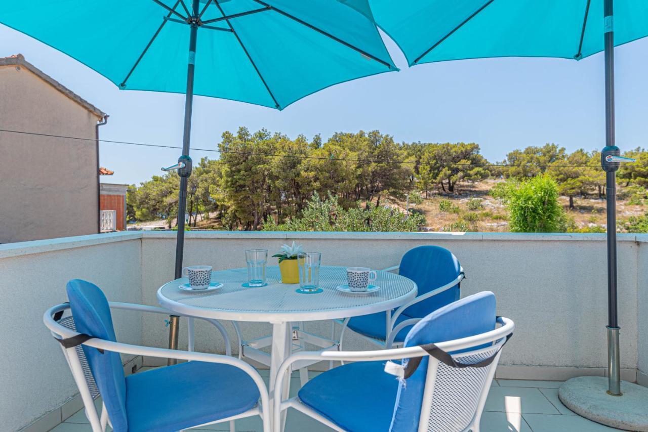 Apartments Villa Tribunj Tribalj エクステリア 写真
